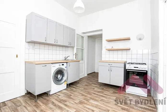 Pronájem bytu 2+1, Praha - Vršovice, Tolstého, 49 m2