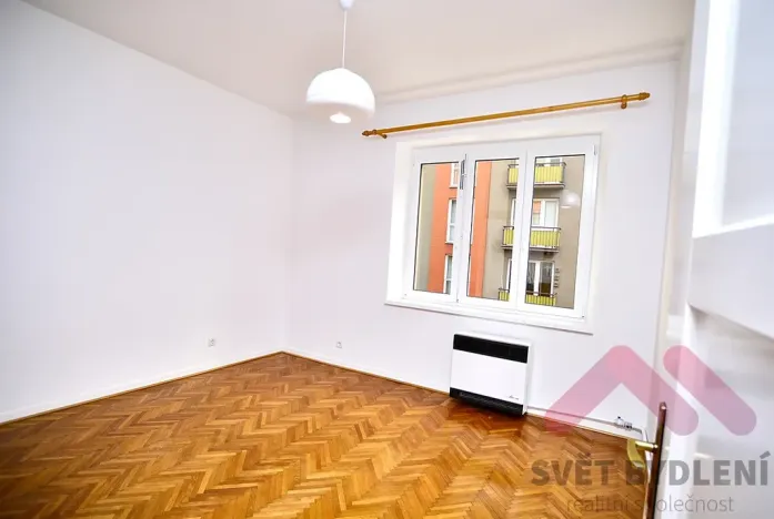 Pronájem bytu 2+1, Praha - Vršovice, Tolstého, 49 m2