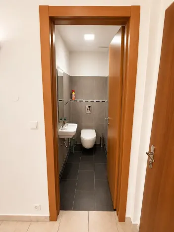 Prodej bytu 2+kk, Praha - Veleslavín, Na okraji, 88 m2