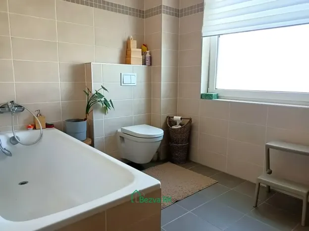 Prodej rodinného domu, Buštěhrad, Žeberova, 164 m2
