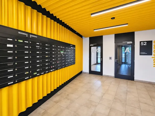 Pronájem bytu 1+kk, Praha, Poděbradská, 27 m2