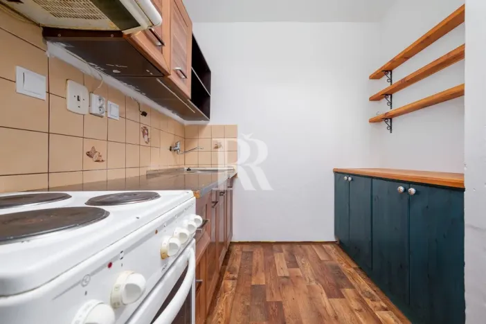 Prodej bytu 2+kk, Praha, Zelenohorská, 43 m2
