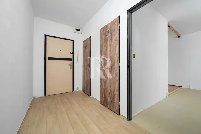Prodej bytu 2+kk, Praha, Zelenohorská, 43 m2