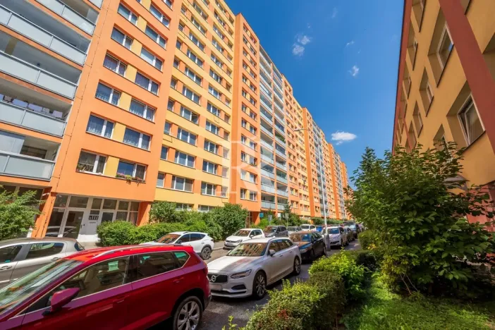 Prodej bytu 2+kk, Praha, Zelenohorská, 43 m2