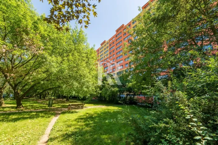 Prodej bytu 2+kk, Praha, Zelenohorská, 43 m2