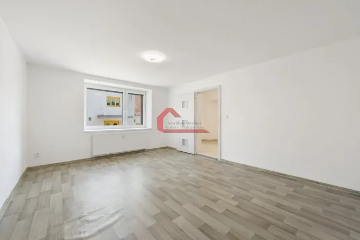 Prodej rodinného domu, Zaječí, Školní, 299 m2