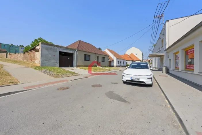 Prodej rodinného domu, Zaječí, Školní, 299 m2