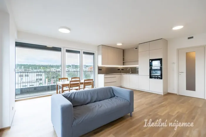Pronájem bytu 2+kk, Praha - Hloubětín, Poděbradská, 64 m2