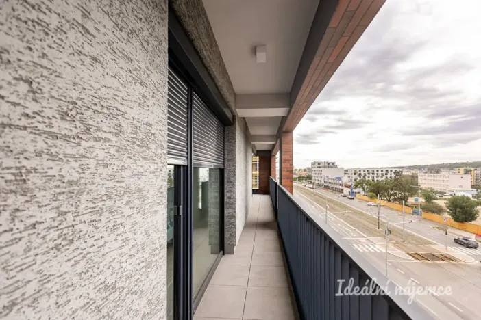 Pronájem bytu 2+kk, Praha - Hloubětín, Poděbradská, 64 m2