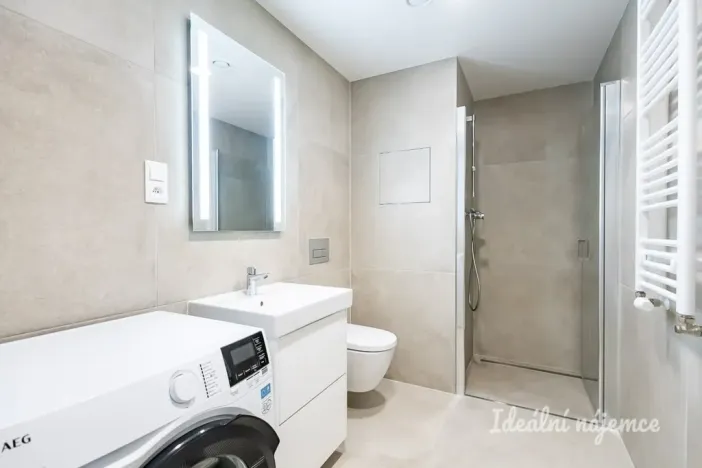 Pronájem bytu 2+kk, Praha - Hloubětín, Poděbradská, 64 m2
