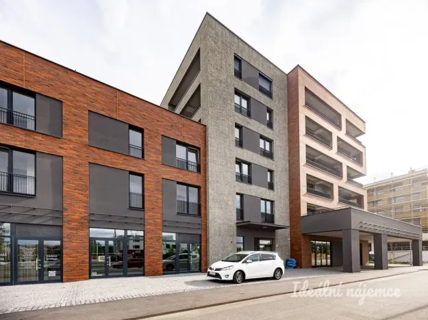 Pronájem bytu 2+kk, Praha - Hloubětín, Poděbradská, 64 m2