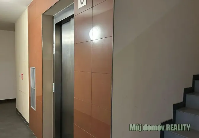 Pronájem bytu 1+kk, Praha - Michle, Hanusova, 38 m2