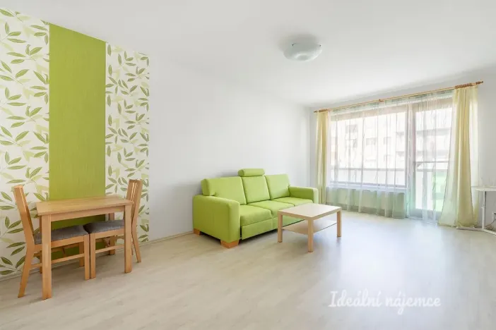 Pronájem bytu 2+kk, Praha - Modřany, Soukalova, 55 m2