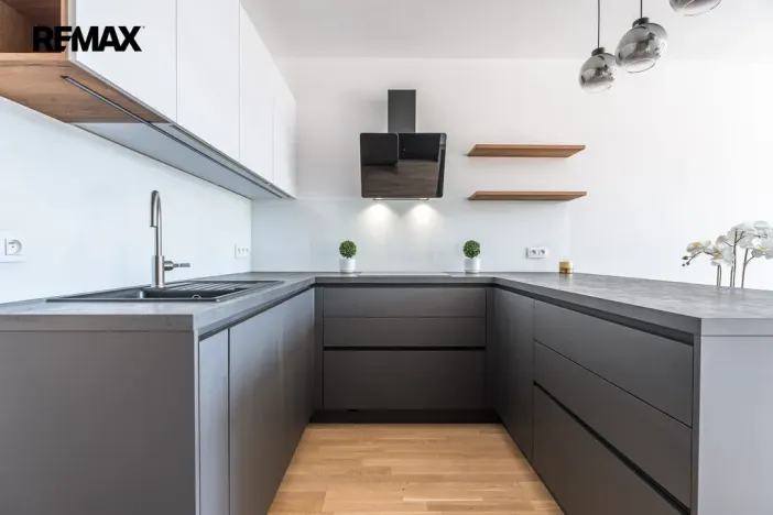 Pronájem bytu 3+kk, Praha - Smíchov, Vackové, 77 m2