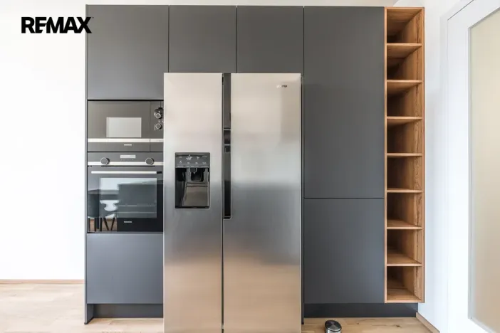 Pronájem bytu 3+kk, Praha - Smíchov, Vackové, 77 m2