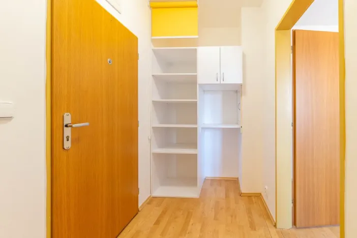 Prodej bytu 1+kk, Fryšták, Holešovská, 28 m2