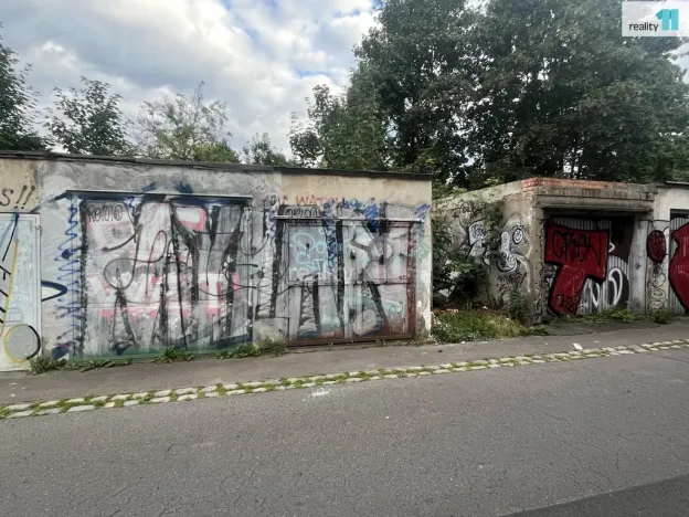 Prodej garáže, Praha, Glinkova, 17 m2