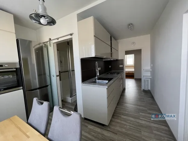 Pronájem bytu 3+1, Hodonín, Lesní, 74 m2