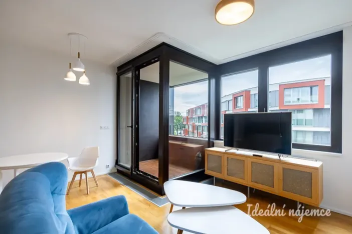 Pronájem bytu 2+kk, Praha - Libeň, Zenklova, 53 m2