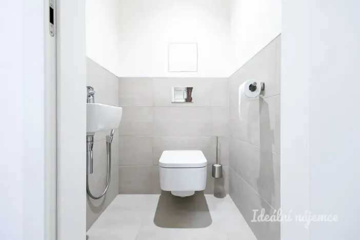 Pronájem bytu 2+kk, Praha - Libeň, Zenklova, 53 m2