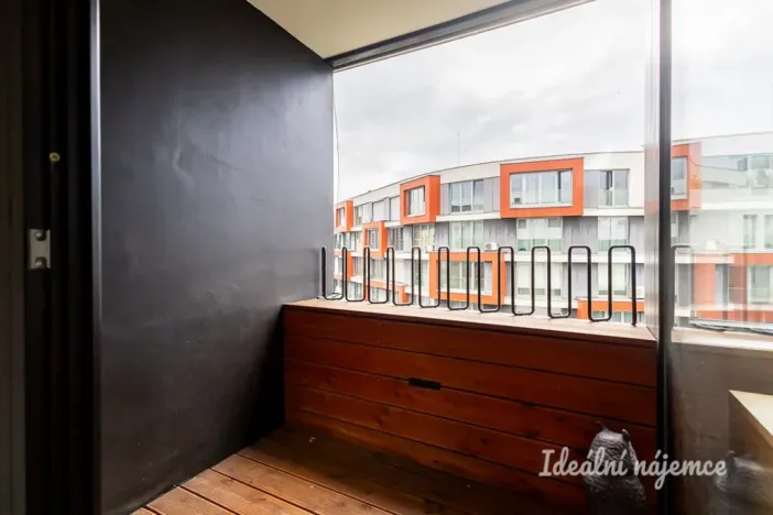 Pronájem bytu 2+kk, Praha - Libeň, Zenklova, 53 m2