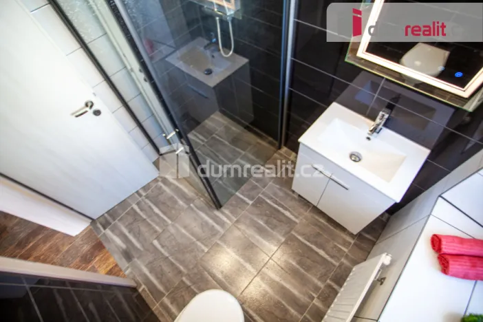 Prodej bytu 3+kk, Lhenice, Prachatická, 52 m2