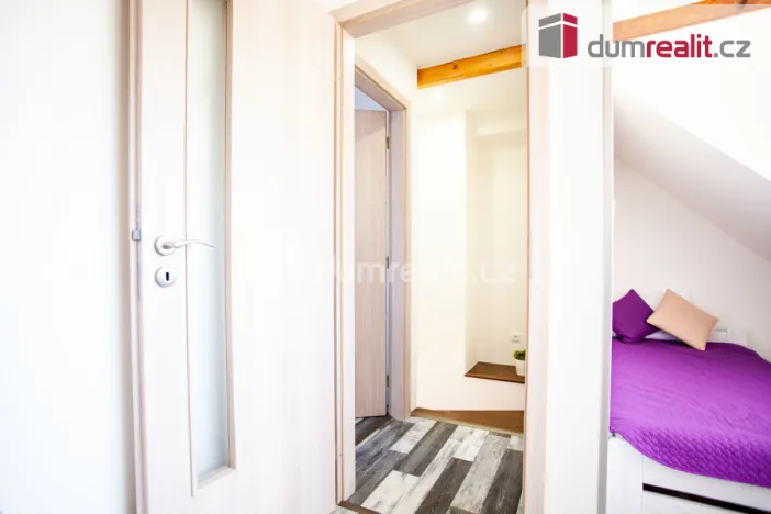 Prodej bytu 3+kk, Lhenice, Prachatická, 52 m2
