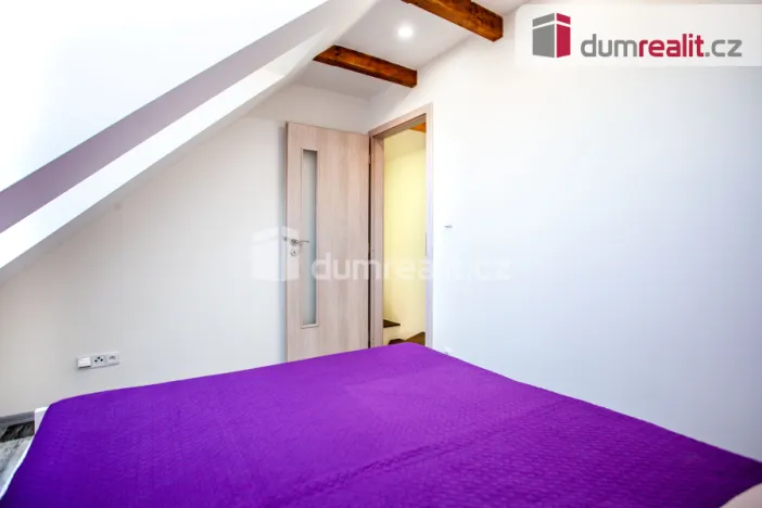 Prodej bytu 3+kk, Lhenice, Prachatická, 52 m2