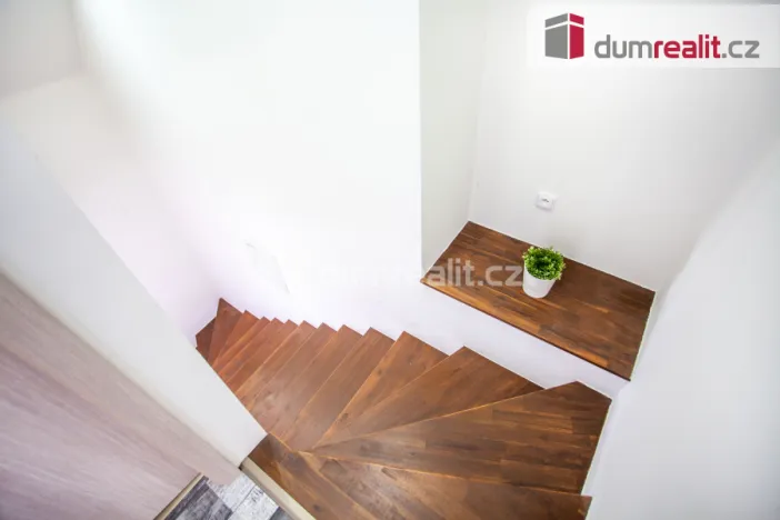 Prodej bytu 3+kk, Lhenice, Prachatická, 52 m2