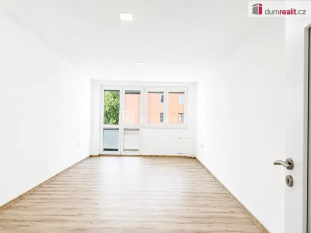 Pronájem bytu 2+1, Teplice, Třebízského, 75 m2