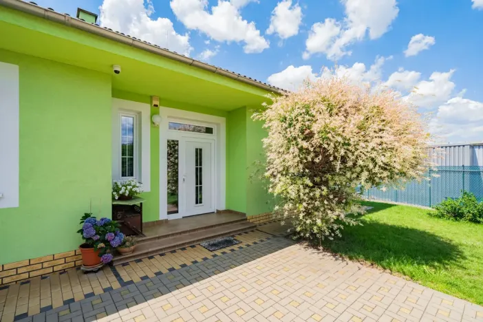 Prodej rodinného domu, Praha - Hloubětín, Českobrodská, 78 m2