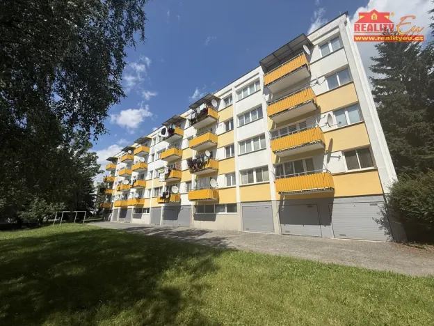 Prodej bytu 3+1, Nové Město nad Metují, Družstevní, 58 m2