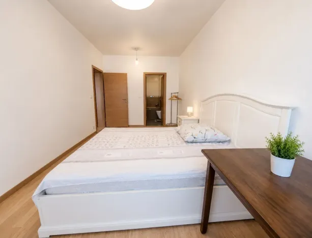 Pronájem bytu 2+kk, Praha - Vysočany, Sousedíkova, 60 m2