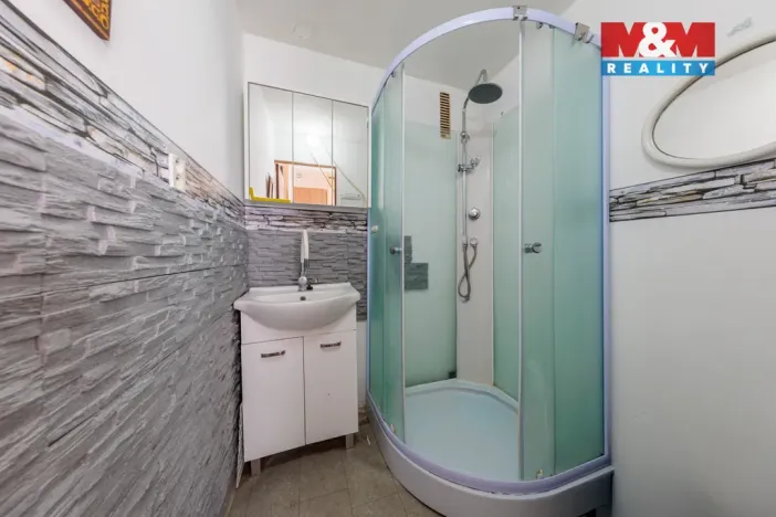 Prodej bytu 2+1, Kynšperk nad Ohří, náměstí SNP, 46 m2