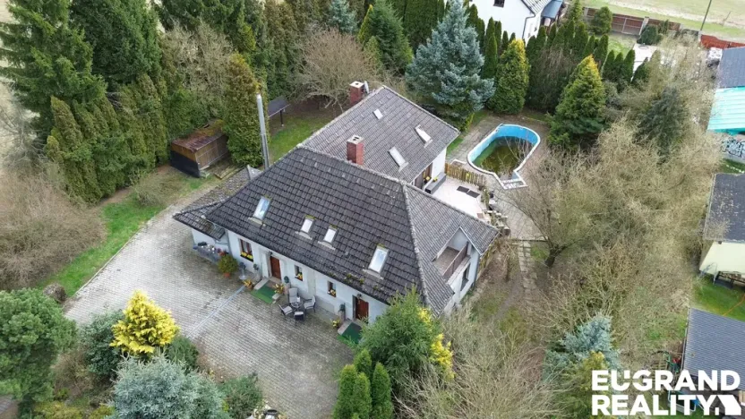 Prodej rodinného domu, Nový Bor - Janov, 219 m2