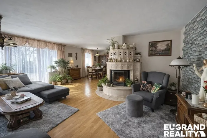 Prodej rodinného domu, Nový Bor - Janov, 219 m2
