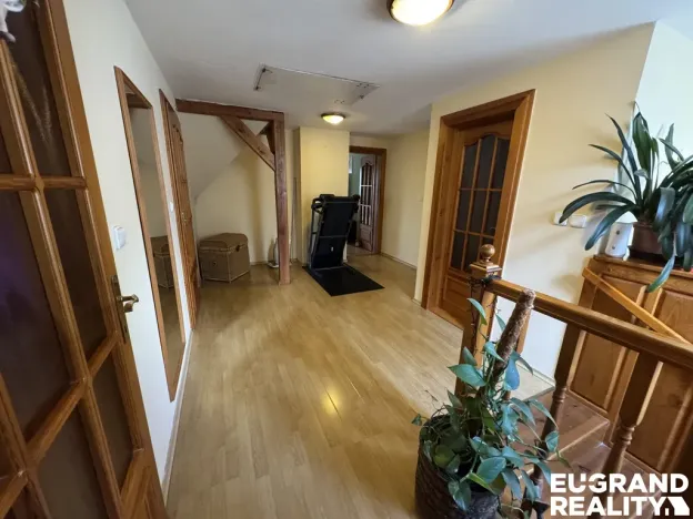 Prodej rodinného domu, Nový Bor - Janov, 219 m2