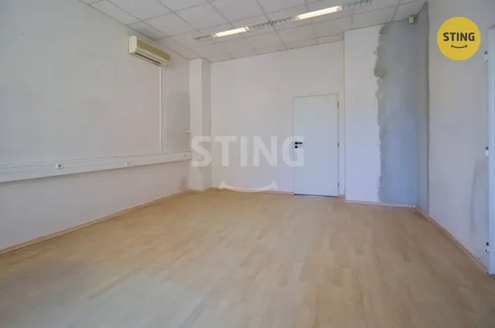 Pronájem kanceláře, Hodonín, 150 m2