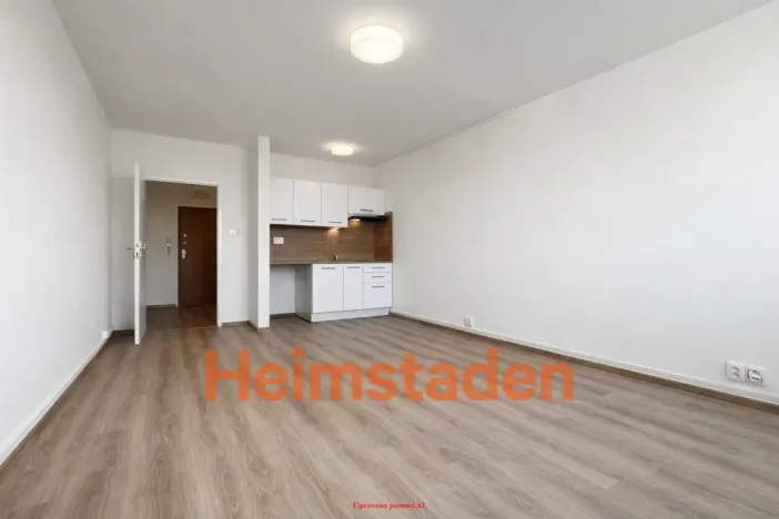 Pronájem bytu 1+kk, Orlová - Lutyně, Masarykova třída, 26 m2