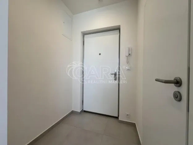 Pronájem bytu 2+kk, Praha - Strašnice, Černokostelecká, 39 m2