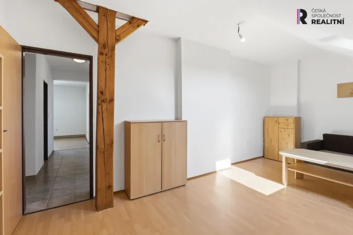Prodej bytu 3+1, Železná, 75 m2