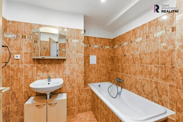 Prodej bytu 3+1, Železná, 75 m2