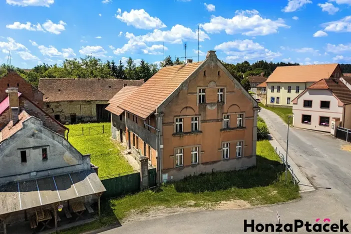 Prodej rodinného domu, Milostín, 490 m2