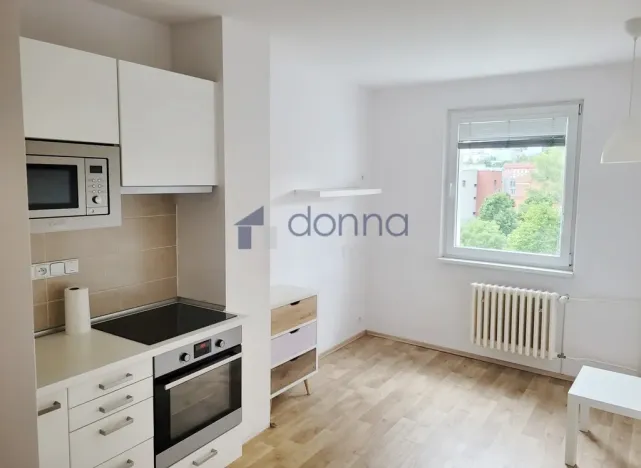 Pronájem bytu 3+1, Praha, U Botiče, 79 m2