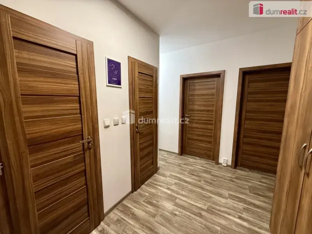 Prodej bytu 4+1, Mariánské Lázně, Bezejmenná, 83 m2