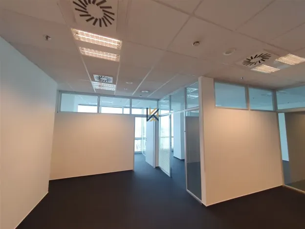 Pronájem kanceláře, Praha - Nusle, Na strži, 39 m2