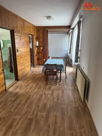 Prodej rodinného domu, Nové Město nad Metují - Krčín, U Zvonice, 195 m2