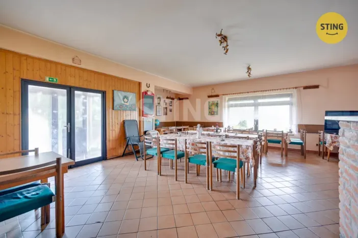 Prodej restaurace, Strážnice, Skalická, 360 m2