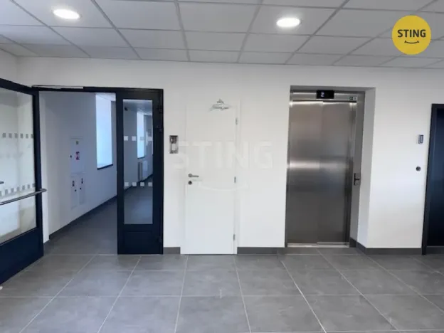 Pronájem obchodního prostoru, Český Těšín, Jablunkovská, 84 m2