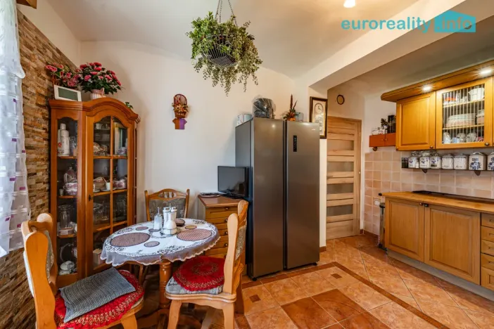 Prodej rodinného domu, Teplá - Horní Kramolín, 250 m2